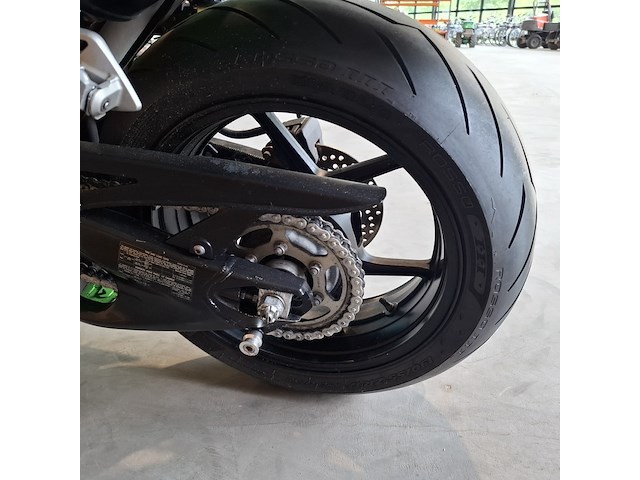 Motor, kawasaki, ninja zx-10r, groen, 2007 - afbeelding 11 van  29
