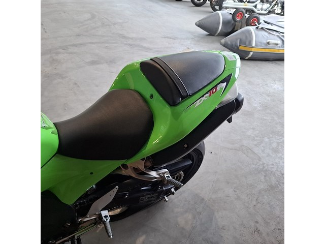 Motor, kawasaki, ninja zx-10r, groen, 2007 - afbeelding 17 van  29