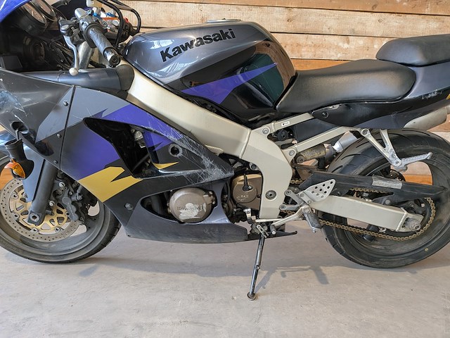 Motor, kawasaki, ninja zx-6r, 1998 - afbeelding 16 van  41
