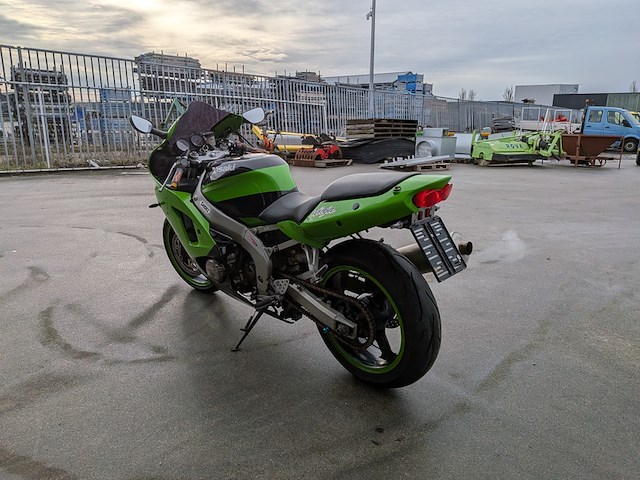 Motor, kawasaki, ninja zx-6r, 2000 - afbeelding 47 van  50
