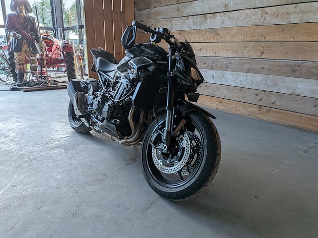 Motor, kawasaki, z900, 2025 - afbeelding 12 van  33