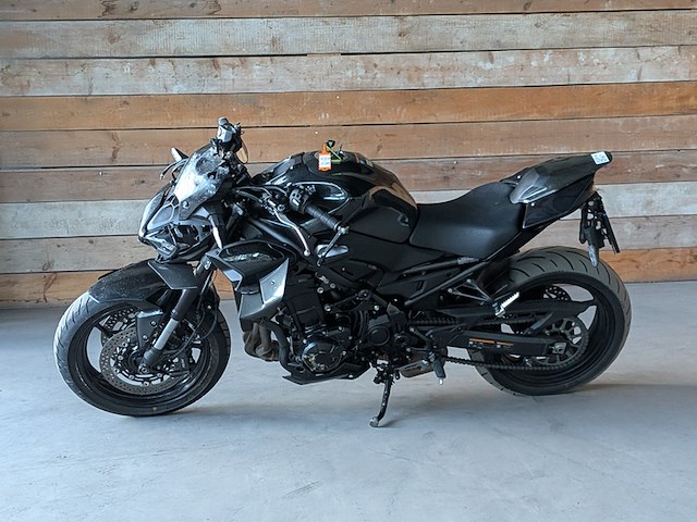 Motor, kawasaki, z900, 2025 - afbeelding 29 van  33