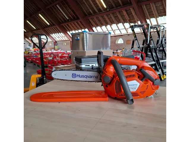 Motor kettingzaag husqvarna, t435, bouwjaar 2020 - afbeelding 1 van  9