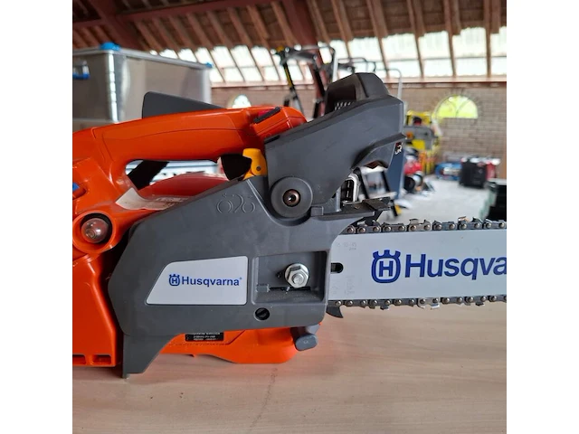 Motor kettingzaag husqvarna, t435, bouwjaar 2020 - afbeelding 5 van  9