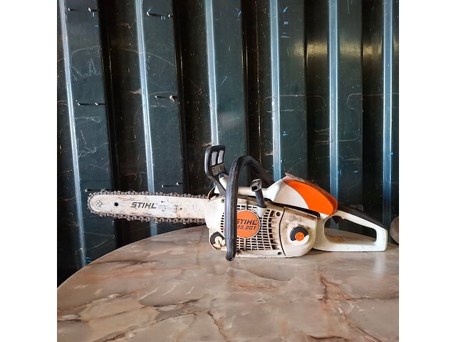 Motor kettingzaag stihl, ms 201 c, bouwjaar 2013 - afbeelding 1 van  8