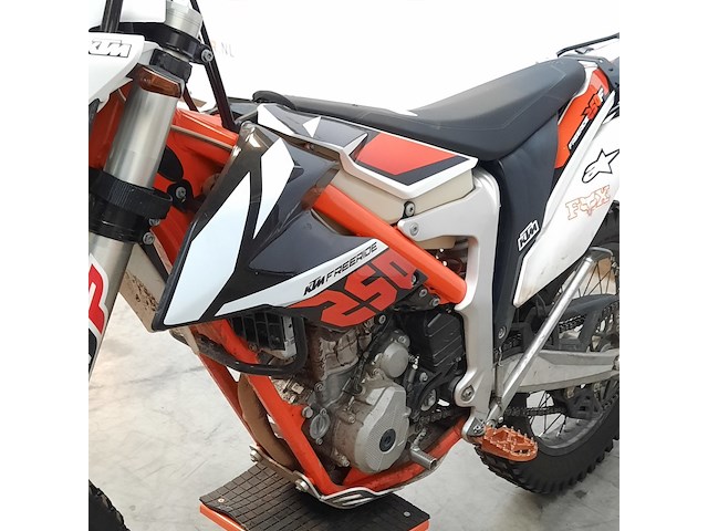 Motor, ktm, freeride 250f - afbeelding 13 van  28