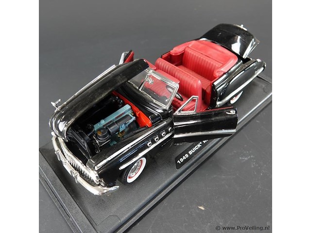 Motor max buick roadmaster uit 1949 - afbeelding 6 van  7