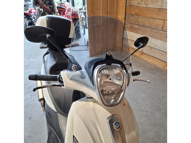 Motor, piaggio, beverly, wit, 2017 - afbeelding 2 van  32