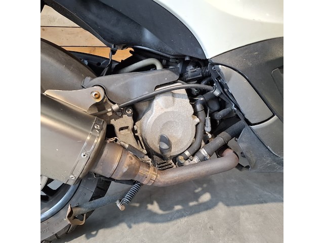 Motor, piaggio, beverly, wit, 2017 - afbeelding 8 van  32