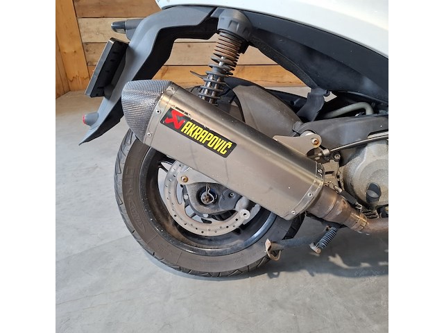 Motor, piaggio, beverly, wit, 2017 - afbeelding 9 van  32