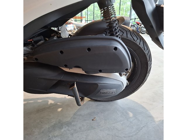 Motor, piaggio, beverly, wit, 2017 - afbeelding 15 van  32