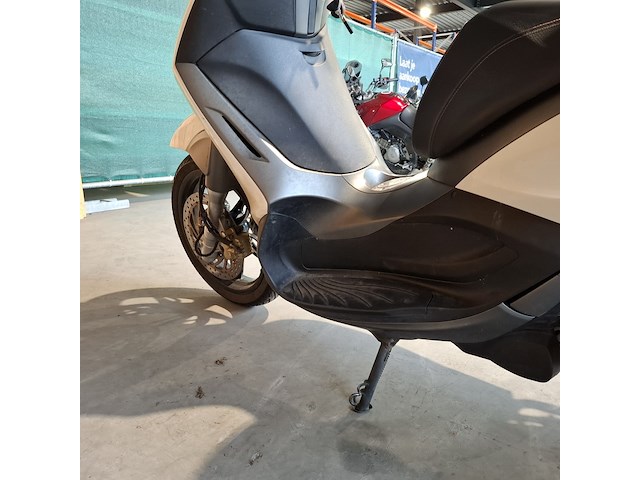 Motor, piaggio, beverly, wit, 2017 - afbeelding 17 van  32