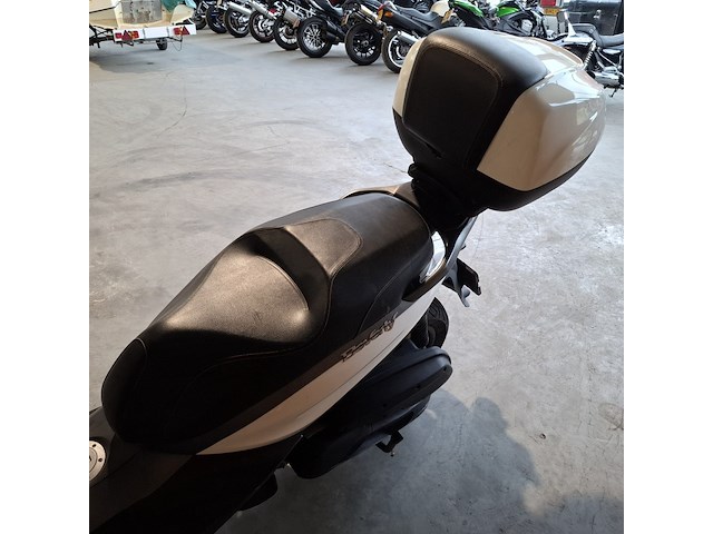 Motor, piaggio, beverly, wit, 2017 - afbeelding 20 van  32