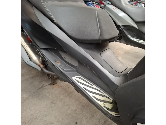 Motor piaggio, scooter 500 mp3 hpe, bouwjaar 2021 - afbeelding 6 van  15