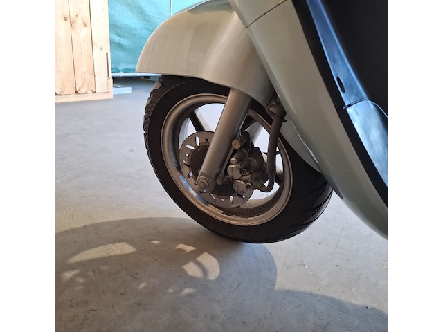 Motor scooter, sym, aw12w 125cc, 2009 - afbeelding 13 van  26