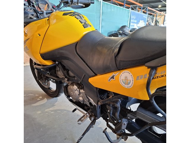 Motor, suzuki, dl650a, 2008 - afbeelding 13 van  30