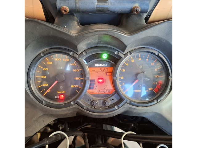 Motor, suzuki, dl650a, 2008 - afbeelding 22 van  30