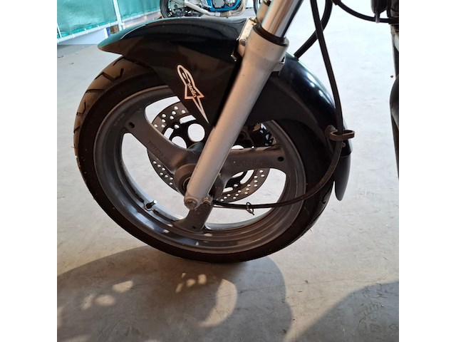 Motor, suzuki, gs500e, 2000 - afbeelding 16 van  32