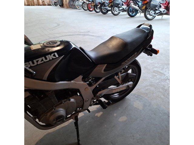 Motor, suzuki, gs500e, 2000 - afbeelding 17 van  32
