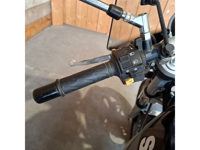 Motor, suzuki, gs500e, 2000 - afbeelding 21 van  32