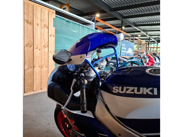 Motor, suzuki, gsx-r750, 1996 - afbeelding 18 van  33
