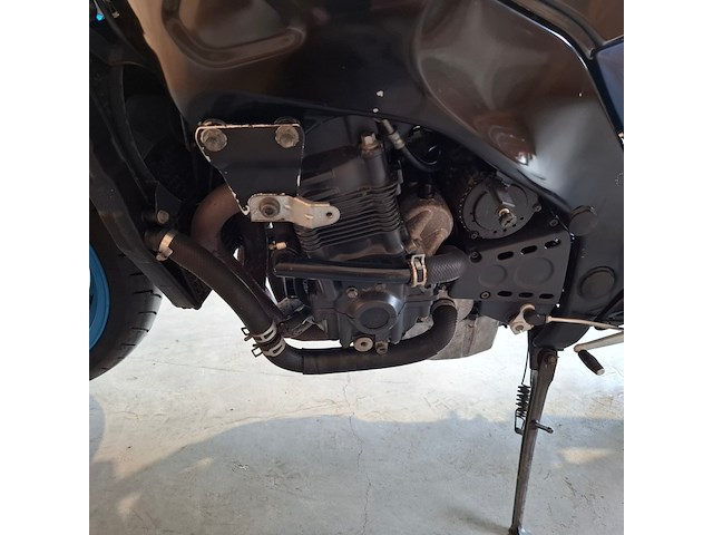 Motor, suzuki, rf600r, 1994 - afbeelding 16 van  30