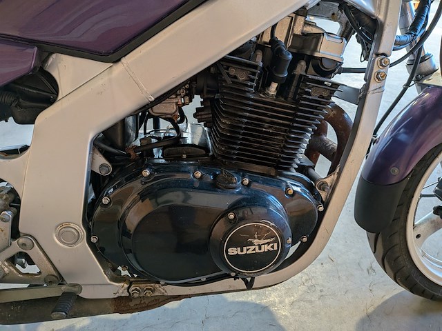 Motor, suzuki, tour gs 500, 1995 - afbeelding 26 van  37
