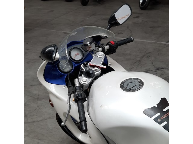 Motor, suzuki, tour sv 650, 1999 - afbeelding 24 van  37