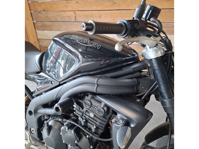 Motor, triumph, speed triple 1050, zwart, 2009 - afbeelding 7 van  35