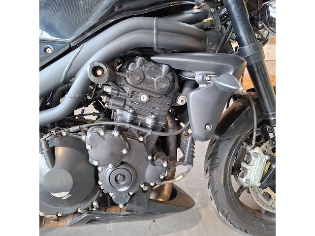 Motor, triumph, speed triple 1050, zwart, 2009 - afbeelding 8 van  35