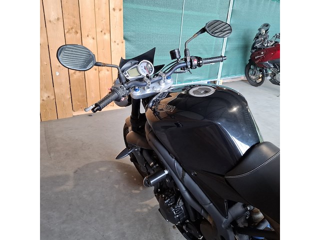 Motor, triumph, speed triple 1050, zwart, 2009 - afbeelding 19 van  35