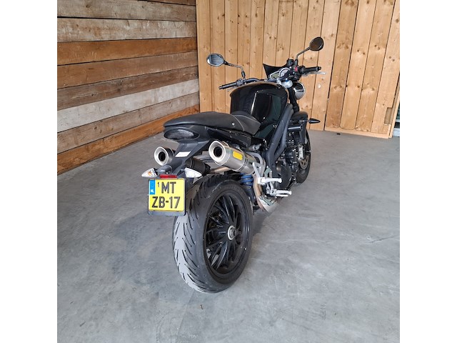 Motor, triumph, speed triple 1050, zwart, 2009 - afbeelding 30 van  35