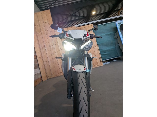 Motor, triumph, tour street triple s, 2021 - afbeelding 15 van  45