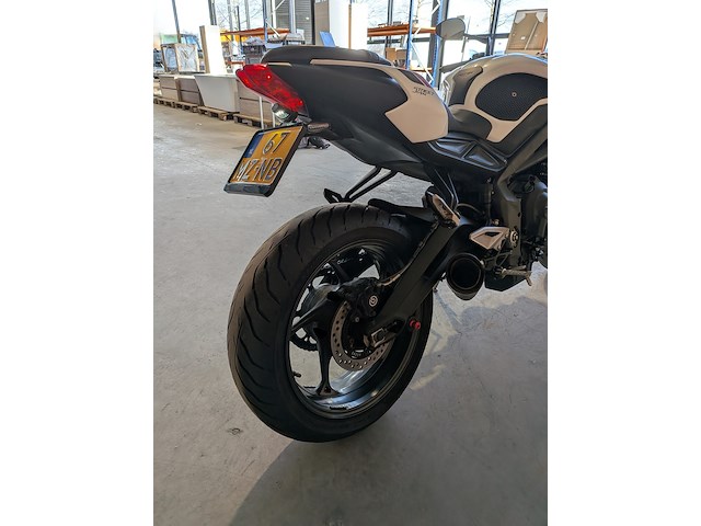 Motor, triumph, tour street triple s, 2021 - afbeelding 27 van  45