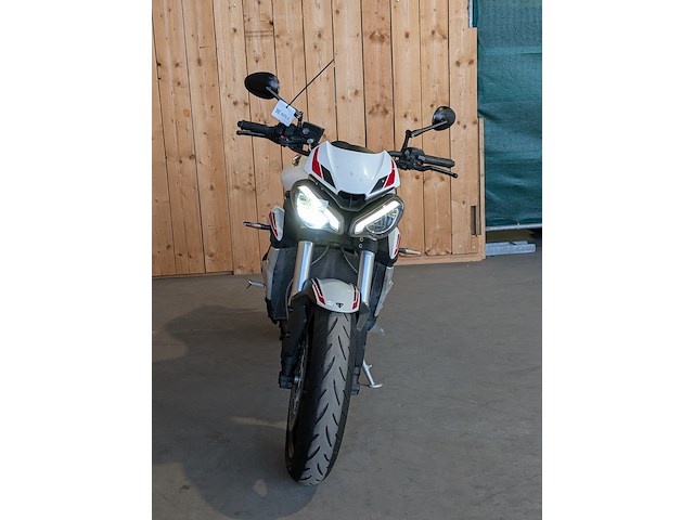 Motor, triumph, tour street triple s, 2021 - afbeelding 45 van  45