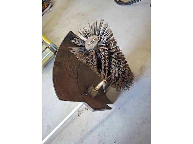 Motor veeg/borstel apparaat, stihl, km111r - afbeelding 5 van  8