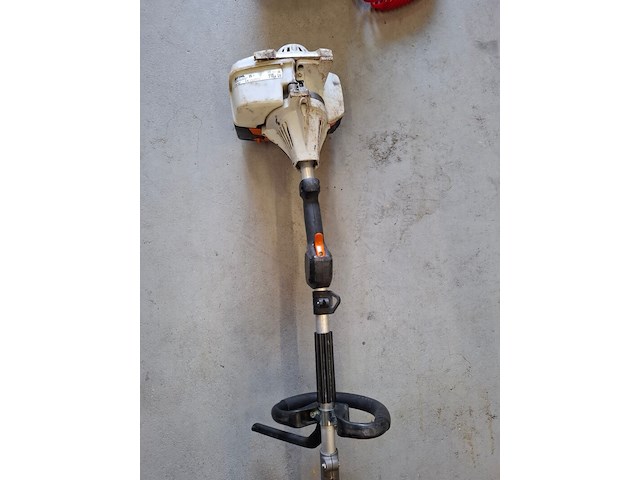 Motor veeg/borstel apparaat, stihl, km111r - afbeelding 7 van  8