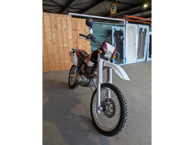 Motor, yamaha, enduro tt 600 (r), 1998 - afbeelding 2 van  39