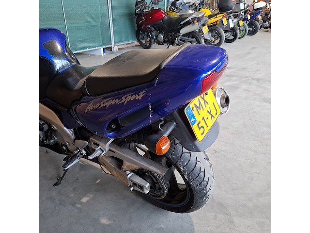 Motor, yamaha, yzf1000r, 1997 - afbeelding 16 van  35