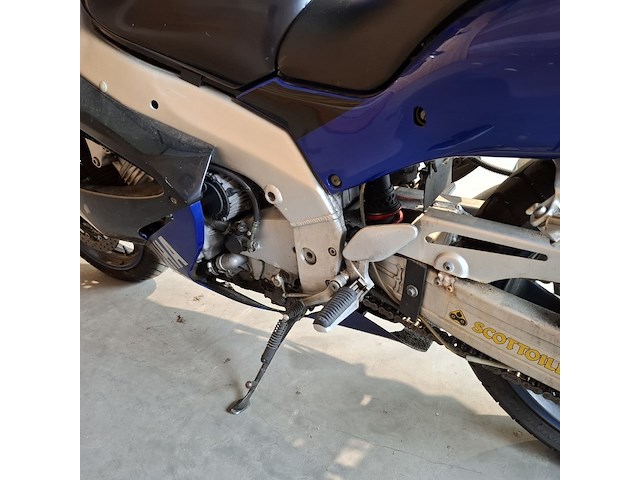 Motor, yamaha, yzf1000r, 1997 - afbeelding 18 van  35
