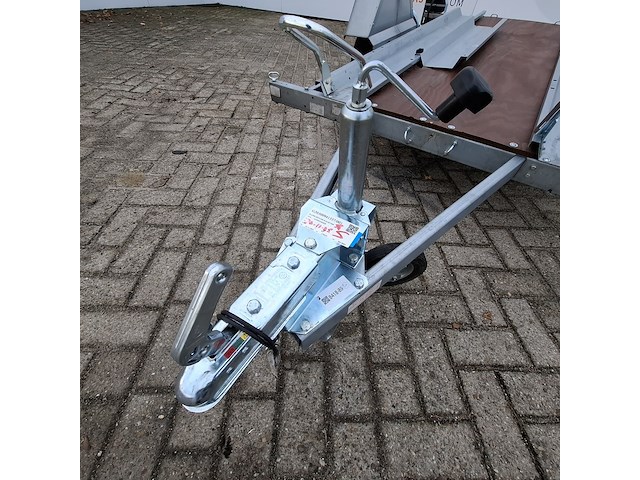 Motoraanhanger, erde - afbeelding 5 van  14