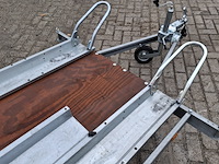 Motoraanhanger, erde - afbeelding 10 van  14
