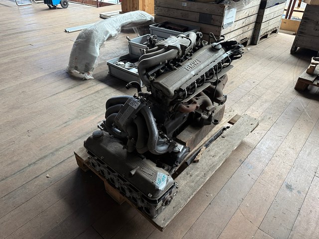 Motorblok 320i bmw, e30, bouwjaar 1985-1988 - afbeelding 2 van  6