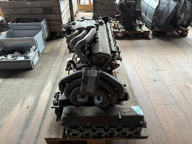 Motorblok 320i bmw, e30, bouwjaar 1985-1988 - afbeelding 3 van  6