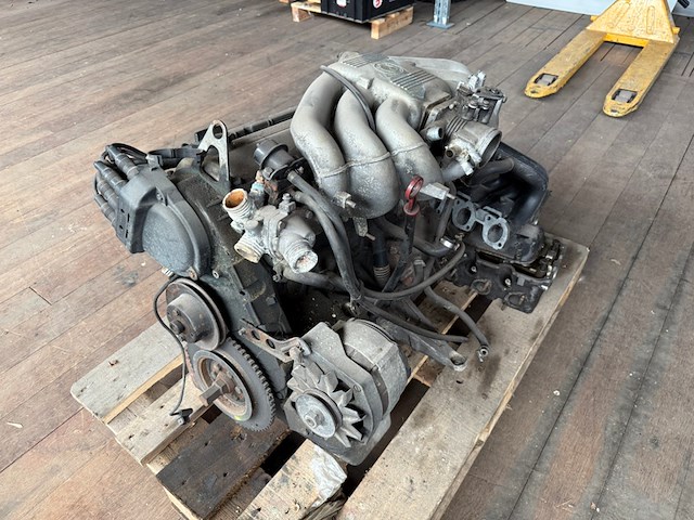 Motorblok 320i bmw, e30, bouwjaar 1985-1988 - afbeelding 4 van  6