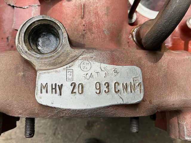 Motorblok tafel (bmp-2 legertank - utd 20 serie v6 dieselmotor) - afbeelding 3 van  17