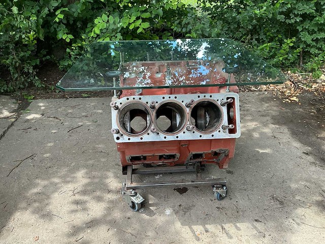 Motorblok tafel (bmp-2 legertank - utd 20 serie v6 dieselmotor) - afbeelding 10 van  11
