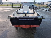Motorboot incl. trailer - afbeelding 3 van  8