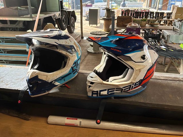 Motorcross helm (70x) - afbeelding 1 van  6