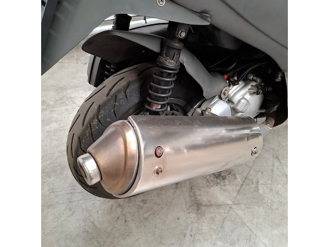 Motorfiets, aprilia, sv, 2006 - afbeelding 10 van  31